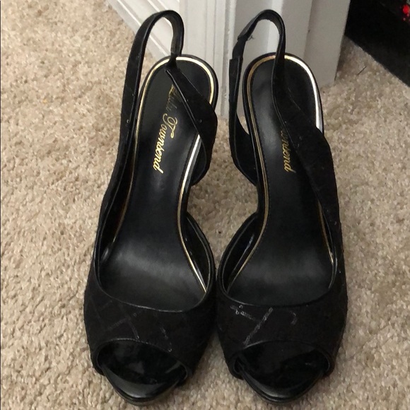 Black peep toe shoe - Picture 2 of 4